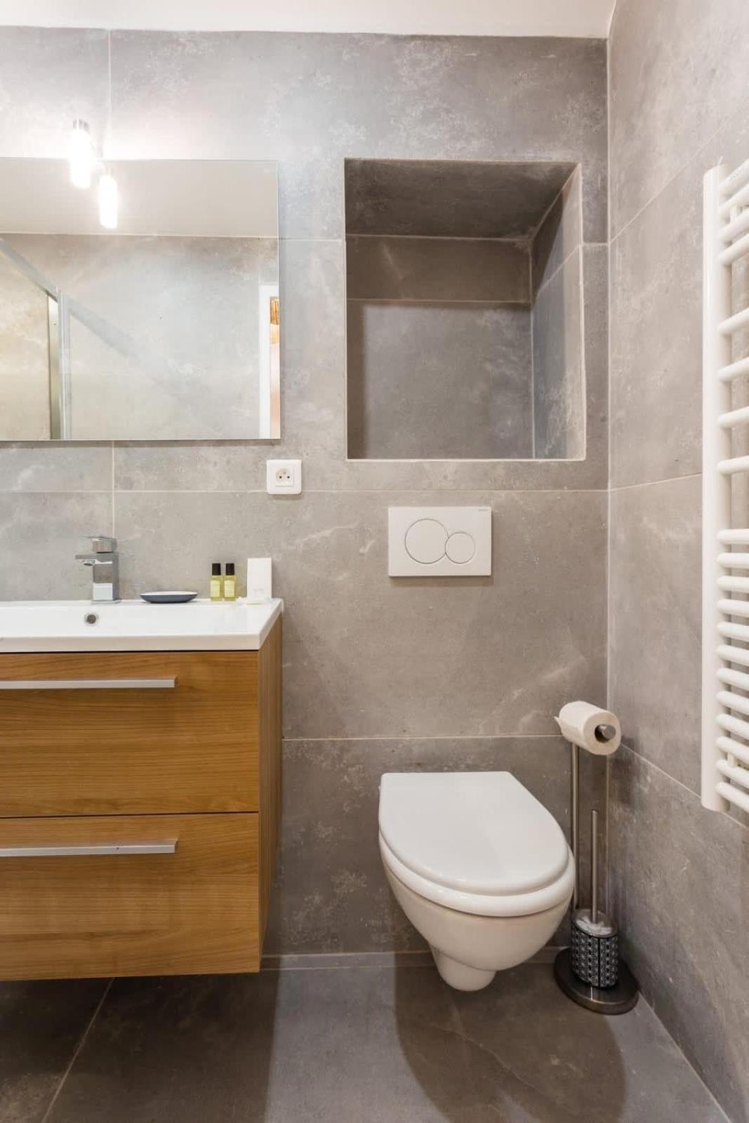 Appartamento Charming In The Heart Of Parigi